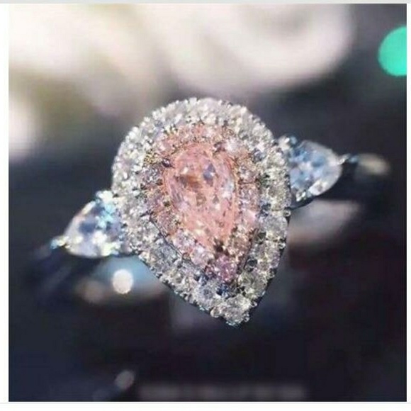 Jewelry - Pink Pear shaped Beauty ( ring)
